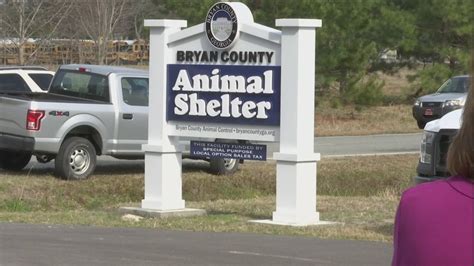 Bryan animal shelter - VIEW OTHER DEPARTMENTS Bryan’s Animal Services Department and the Bryan Animal Center provide animal control and temporary housing for animals in need through enforcement, public education and low-cost spay-neuter programs – all with the goal of reducing the number of homeless animals in the area. In FY2021, the …